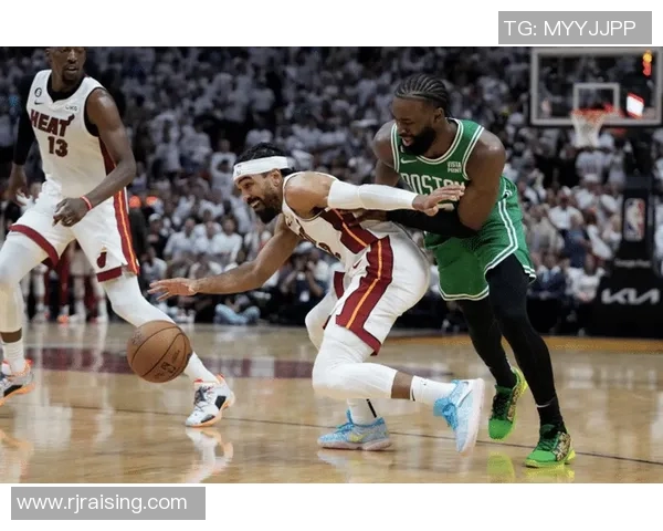 凯尔特人对决迈阿密热火争夺东部冠军的激烈战斗即将开启